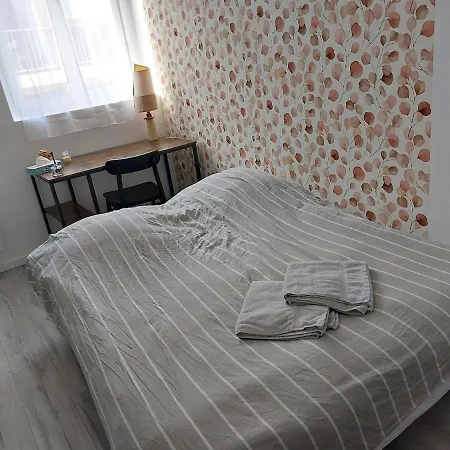 Confort - Tv - Wifi Apartmán